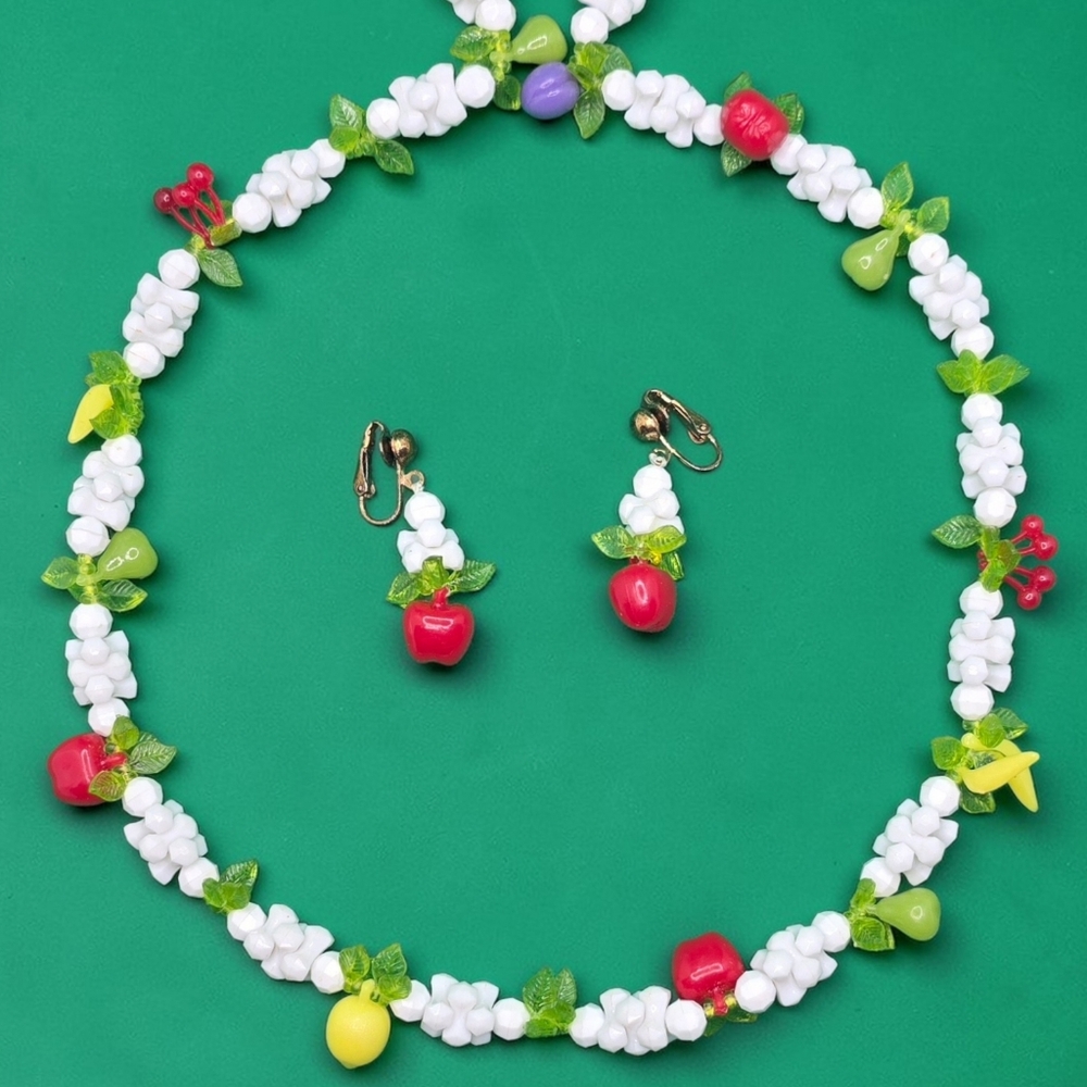 Vintage Fruit Salad Plastic Beaded Necklace & Clip-On Earrings 32" Long